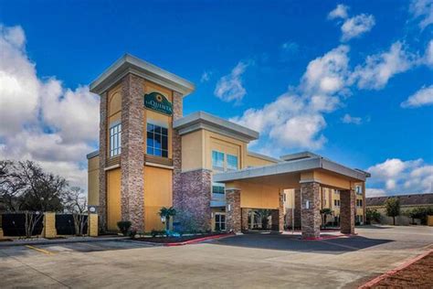 la quinta inn suites beeville beeville tx 6/10 Excellent (154 reviews)See discounts for Beeville, TX hotels & motels